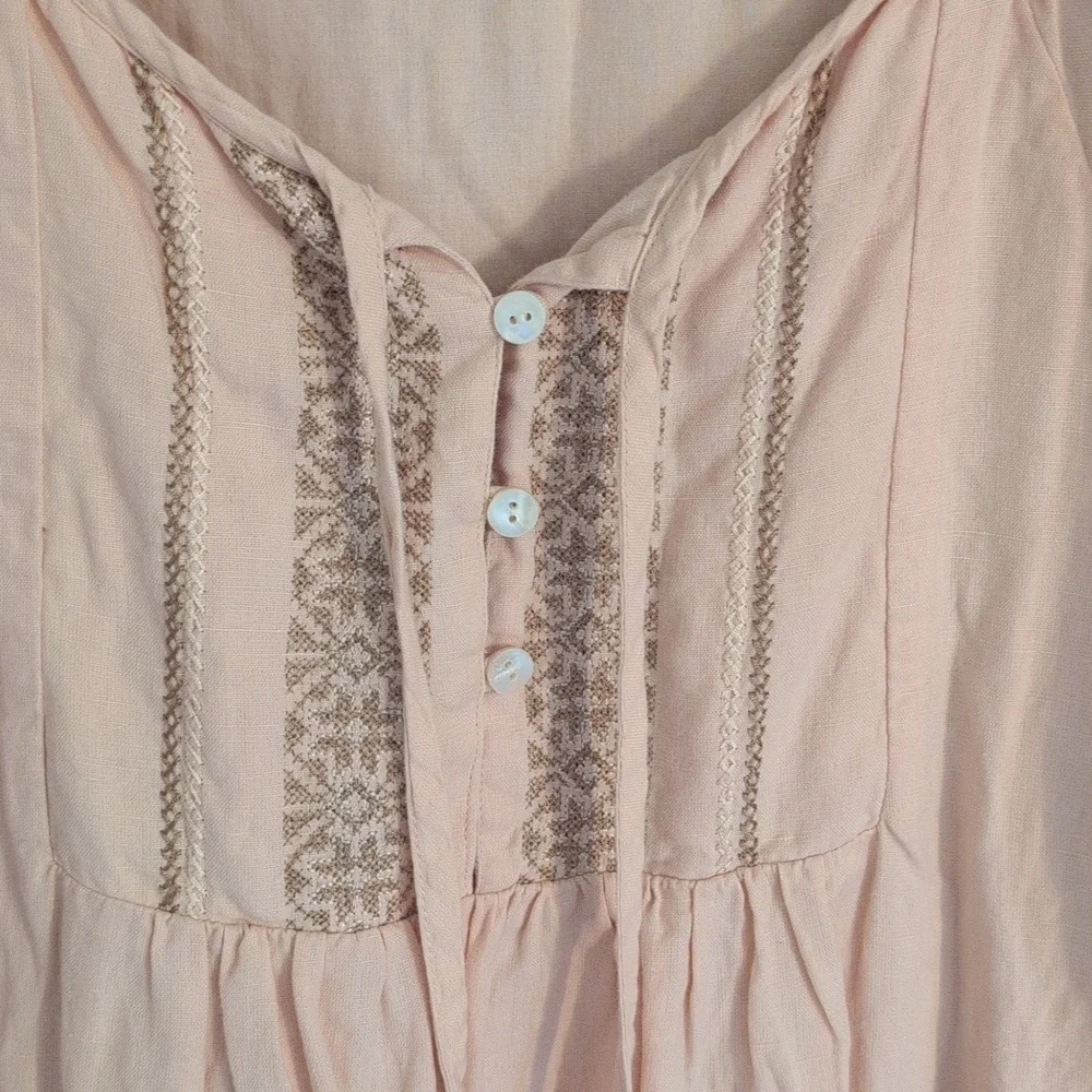 Roller Rabbit Scoop Neck Dress w/ 3/4 Sleeves.  Size Medium Light Pink Boho